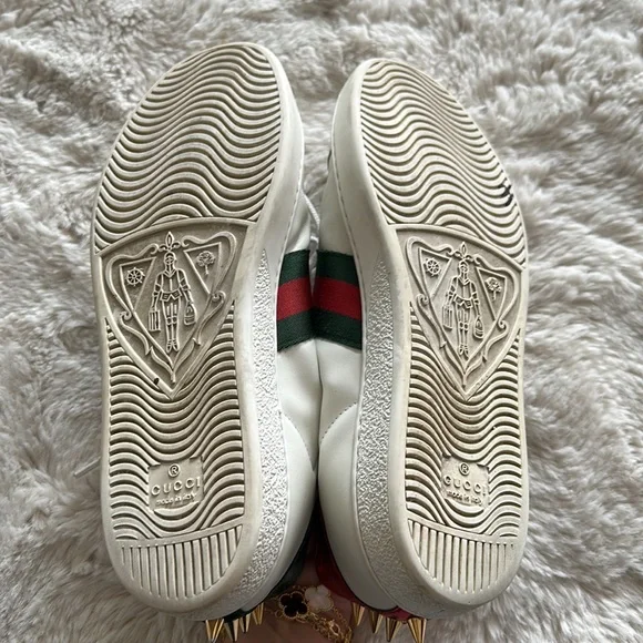 Gucci studded pearl sneakers - Picture 7 of 10